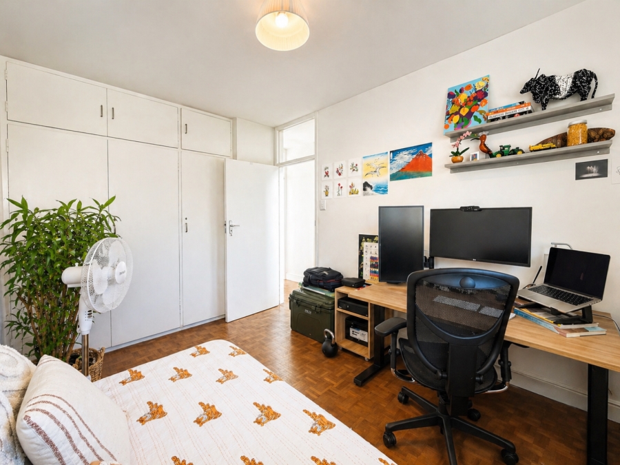 To Let 2 Bedroom Property for Rent in Green Point Western Cape